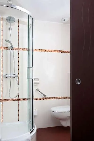 Arverna Cit'Hotel Vichy 3*,