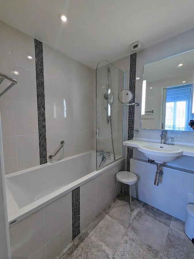 Hotel Arverna Vichy - Clt'Hotel