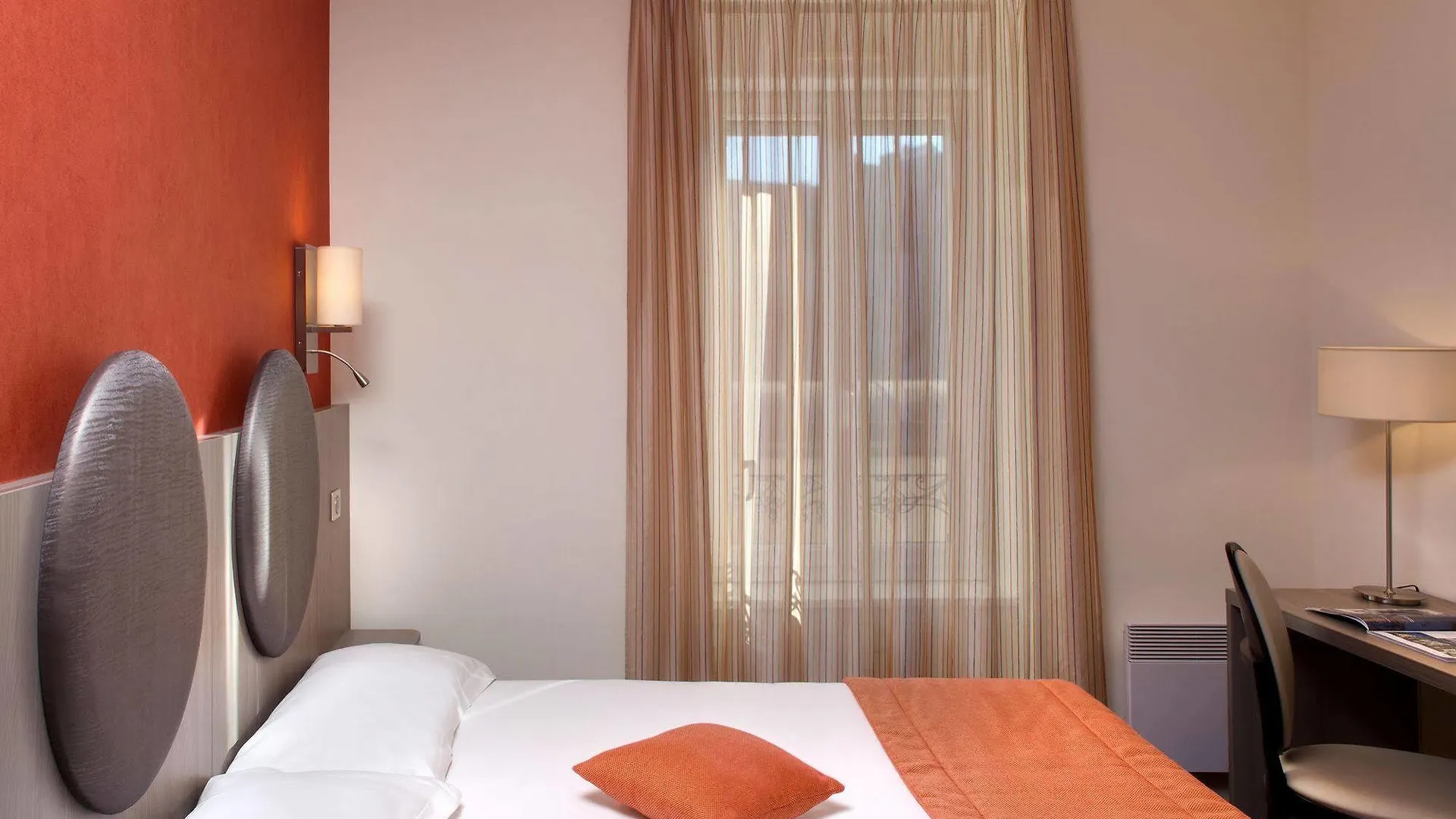 Hotel Arverna Vichy - Clt'Hotel